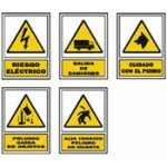 SEÑAL 210X297 PVC CARGA SUSPENDIDA